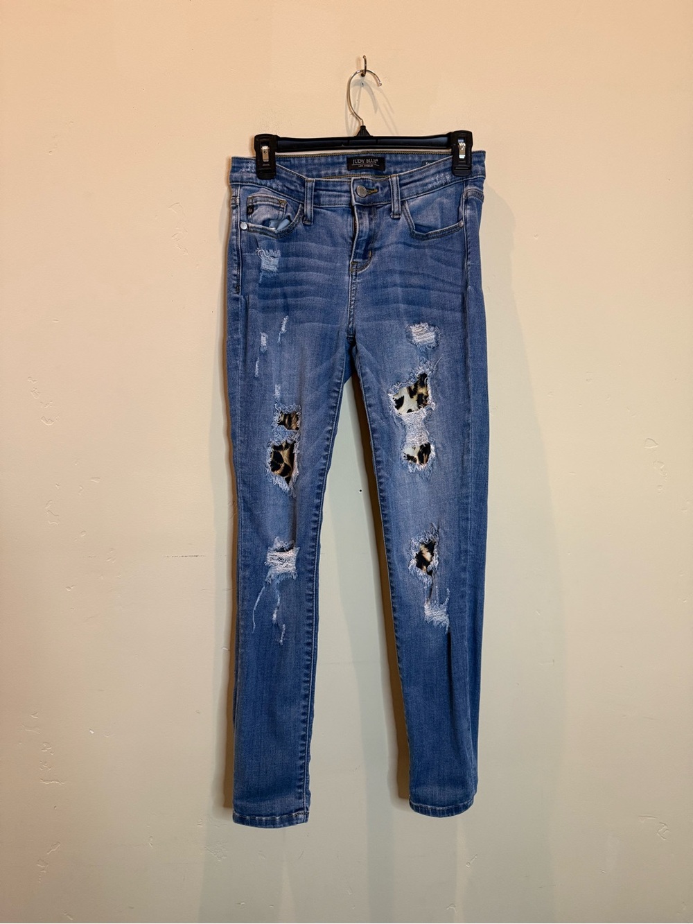 Judy Blue Medium Blue Skinny Jeans with Leopard Patch Distress